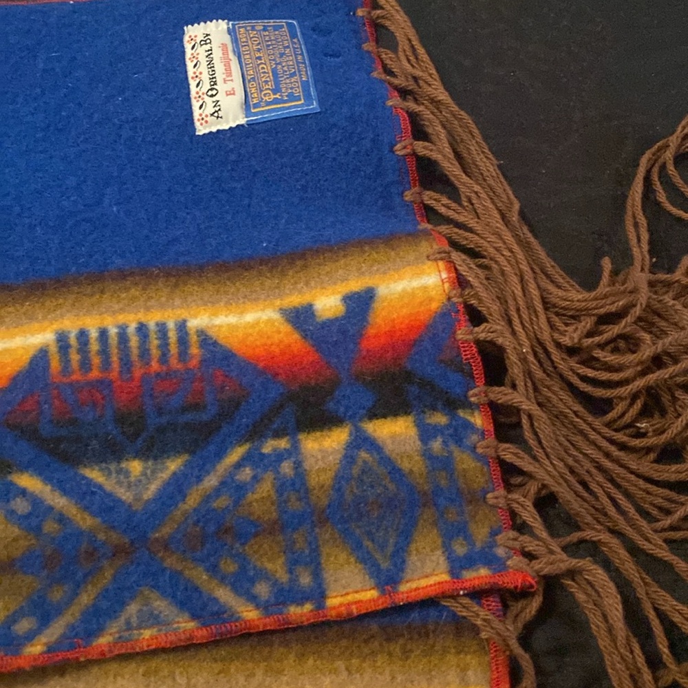 Pendleton - Hand Tailored Vintage Scarf - Picture 5 of 12